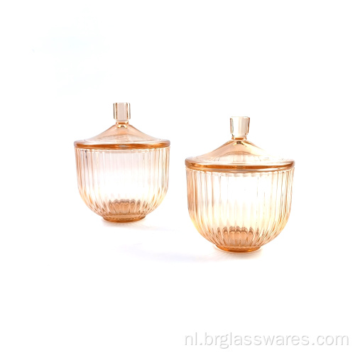 Nieuwe collectie glas gespoten kleurrijke kaarsenpot serie met geribbelde decoratie en gouden rand en knop